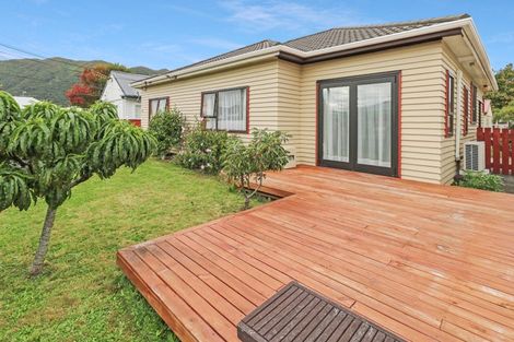 Photo of property in 26 Meadows Avenue, Waiwhetu, Lower Hutt, 5010