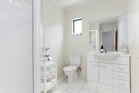 Photo of property in 2 Clea View, Gulf Harbour, Whangaparaoa, 0930