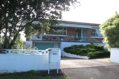 Photo of property in 688 Pakuranga Road, Howick, Auckland, 2010