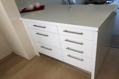 Photo of property in 9/72 Kitchener Road, Milford, Auckland, 0620