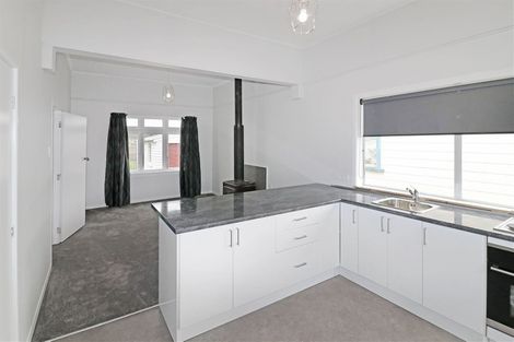 Photo of property in 11 Empire Street, Dannevirke, 4930