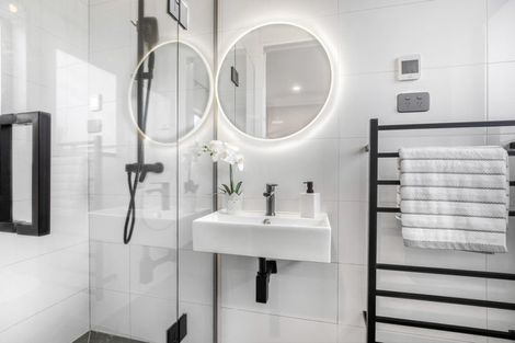 Photo of property in 125 Mcrobbie Road, Kingseat, Papakura, 2580