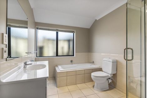 Photo of property in 5/10 Ridge Road, Howick, Auckland, 2014