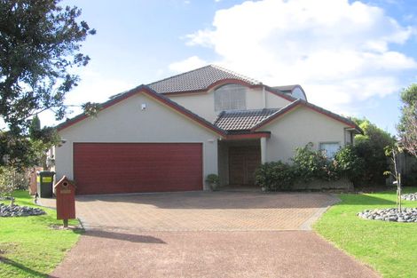 Photo of property in 25 Connemara Court, West Harbour, Auckland, 0618