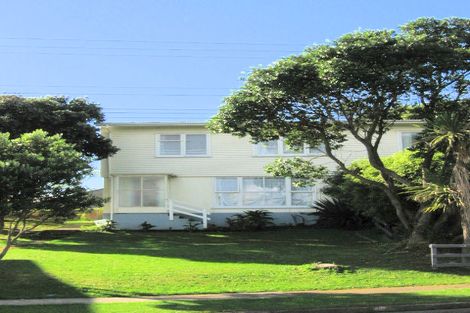 Photo of property in 13-15 Bedford Street, Cannons Creek, Porirua, 5024