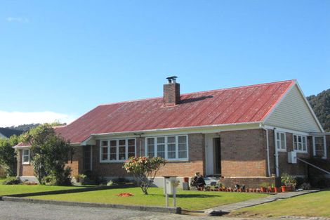Photo of property in 11-13 Firth Street, Cobden, Greymouth, 7802