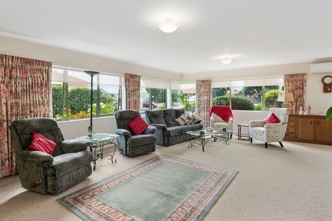 Photo of property in 111 Blake Boulevard, Papamoa Beach, Papamoa, 3118