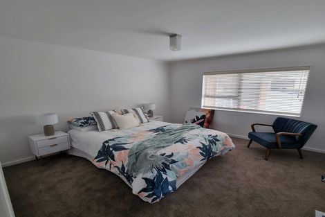 Photo of property in 70 Bay Vista Drive, Red Beach, 0932