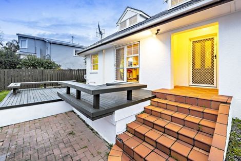 Photo of property in 1/25 Grande Vue Road, Hillpark, Auckland, 2102