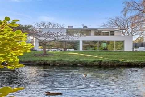 Photo of property in 16 Carlton Mill Road, Merivale, Christchurch, 8014