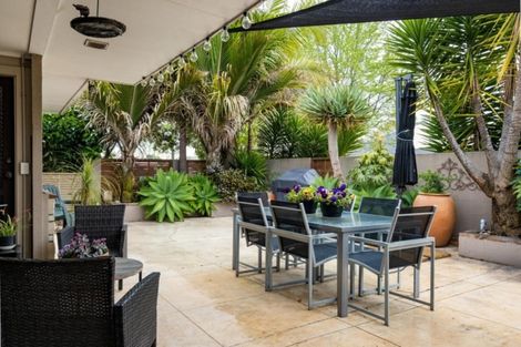 Photo of property in 8 Mckeefry Avenue, Greenmeadows, Napier, 4112