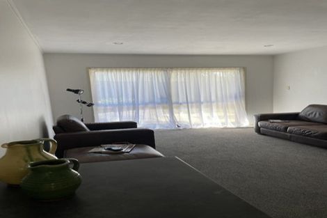 Photo of property in 1/636 Mount Wellington Highway, Mount Wellington, Auckland, 1062