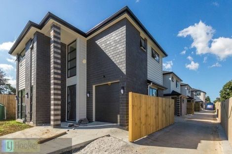 Photo of property in 7b Waiari Road, Conifer Grove, Takanini, 2112