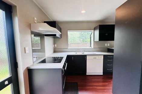 Photo of property in 35 Pulham Crescent, Queenwood, Hamilton, 3210