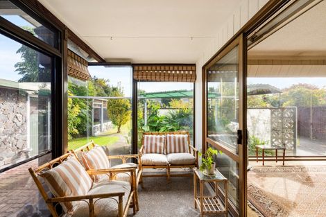 Photo of property in 1412 Woodstock Avenue, Mayfair, Hastings, 4122