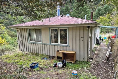 Photo of property in 1715 Waipori Falls Road, Waipori Falls, Outram, 9073