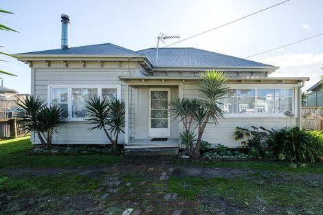 Photo of property in 35 Lyndhurst Street, Awapuni, Gisborne, 4010