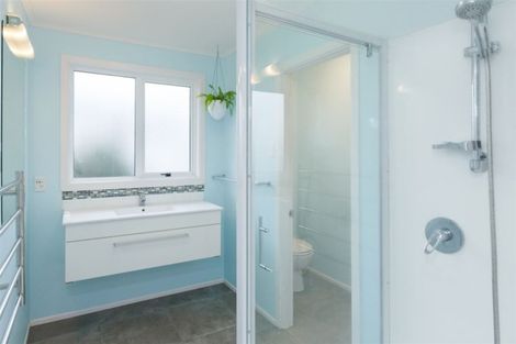 Photo of property in 5 Ilford Place, Awapuni, Palmerston North, 4412