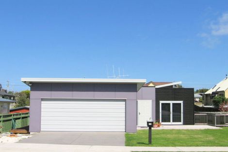 Photo of property in 10 Motiti Road, Papamoa Beach, Papamoa, 3118