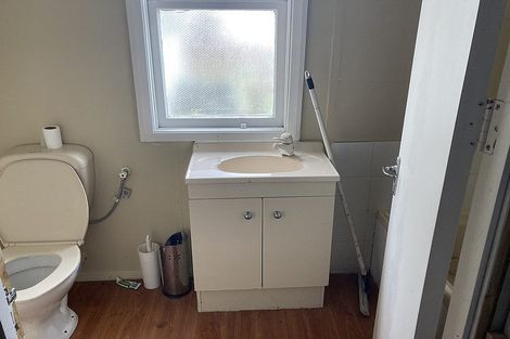 Photo of property in 11 Preston Street, Eltham, 4322