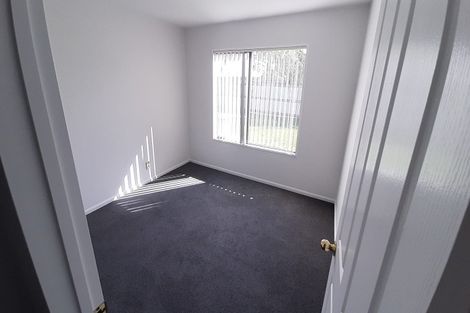 Photo of property in 2 Wendy Place, Heathcote Valley, Christchurch, 8022