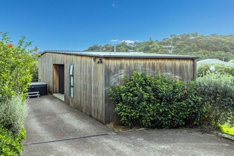 Photo of property in 33c Ocean Road, Surfdale, Waiheke Island, 1081