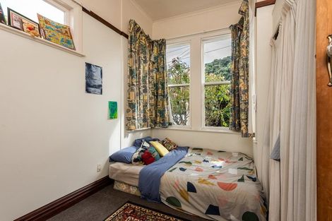 Photo of property in 84 Kilbirnie Crescent, Kilbirnie, Wellington, 6022