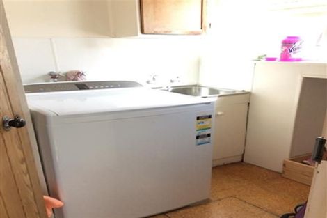 Photo of property in 13 Mahoe Street, Eastbourne, Lower Hutt, 5013