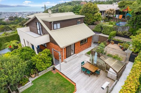 Photo of property in 57 Pokohiwi Road, Normandale, Lower Hutt, 5010