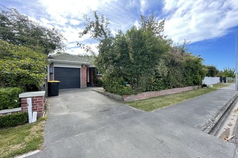 Photo of property in 9 Hampton Place, Burnside, Christchurch, 8053