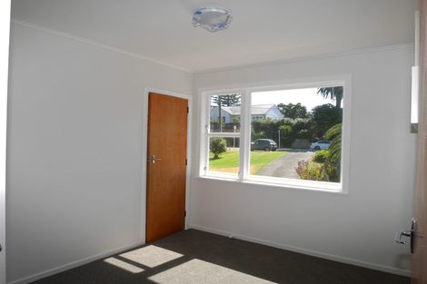 Photo of property in 6 Rosetta Road, Raumati South, Paraparaumu, 5032