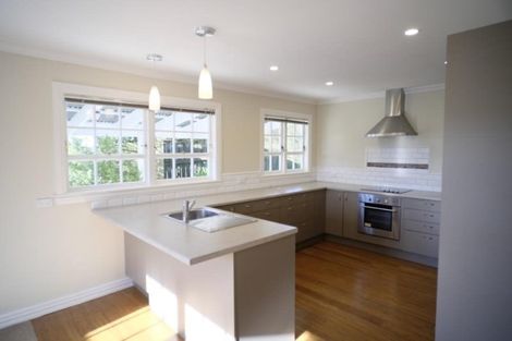 Photo of property in 28 Albatross Close, Whitby, Porirua, 5024