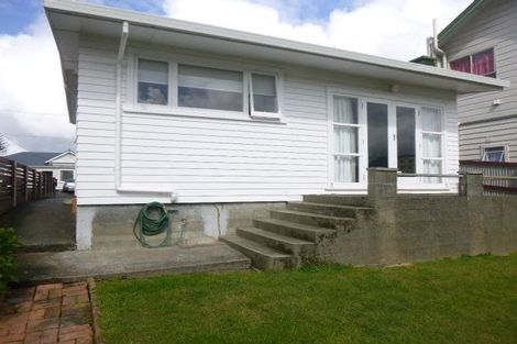 Photo of property in 3 Levy Street, Mount Victoria, Wellington, 6011
