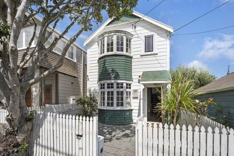 Photo of property in 74 Ellice Street, Mount Victoria, Wellington, 6011