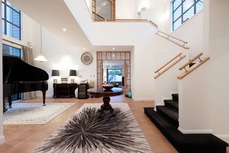 Photo of property in 235 Bleakhouse Road, Mellons Bay, Auckland, 2014