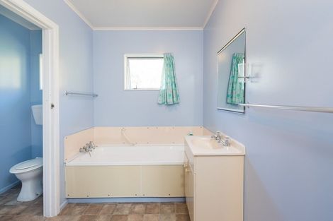 Photo of property in 5820 Kenepuru Road, Waitaria Bay, Picton, 7282