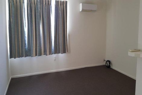 Photo of property in 96 Nursery Road, Phillipstown, Christchurch, 8011