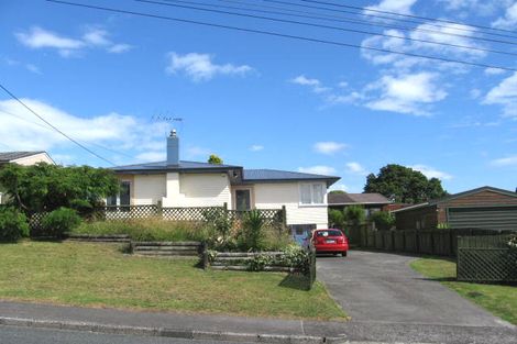 Photo of property in 1/4 Hinau Street, New Lynn, Auckland, 0600