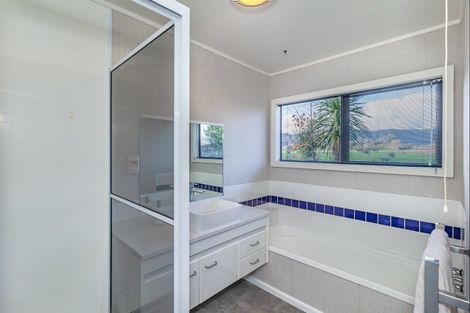 Photo of property in 16 Homewood Avenue, Levin, 5510