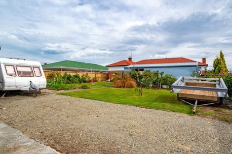 Photo of property in 1 Cameron Street, Waimate, 7924