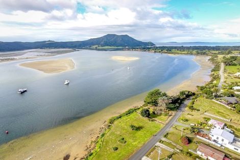Photo of property in 38 Waterfront Road, Pukenui, 0484