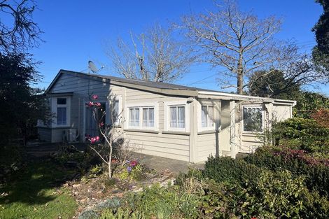 Photo of property in 2 Jervois Terrace, Ohau, Levin, 5570