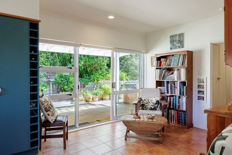 Photo of property in 17a Kopanga Road, Havelock North, 4130