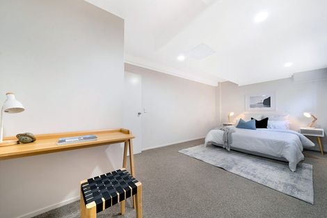 Photo of property in 2/12 Grimshaw Place, Henderson, Auckland, 0612