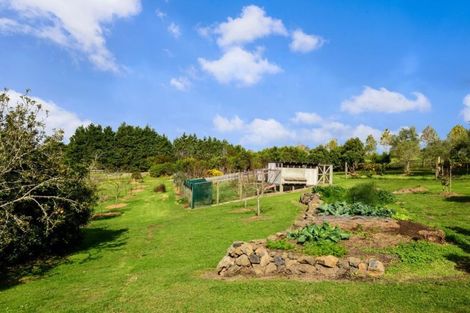 Photo of property in 60 Selman Road, Dairy Flat, Albany, 0794