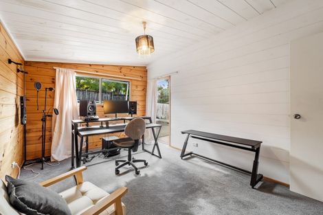 Photo of property in 79 Clinton Road, Tawharanui Peninsula, Warkworth, 0986