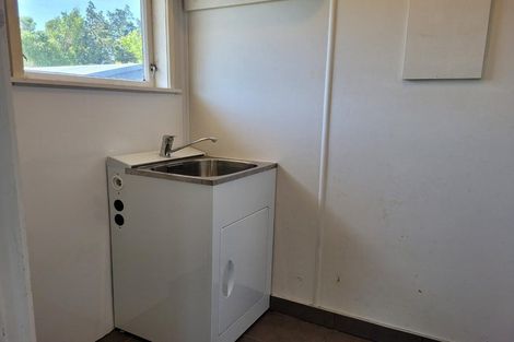 Photo of property in 1 Hardie Grove, Featherston, 5710