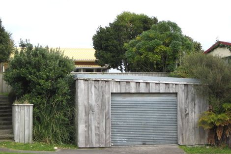 Photo of property in 25 Roy Terrace, Moturoa, New Plymouth, 4310