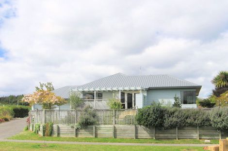 Photo of property in 91 Harvey Street, Waipahihi, Taupo, 3330