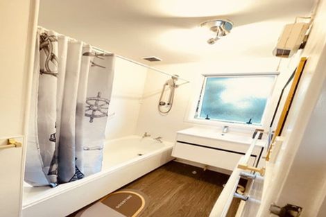 Photo of property in 7 Brentford Place, Manurewa, Auckland, 2102